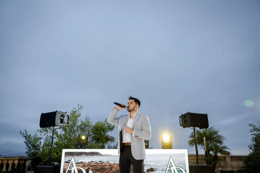 Tuxedo MC hosting a luxury wedding reception
